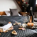 Wellness & Minipivovar Knezinek منتجع تشيسكي بوديوفيتسه