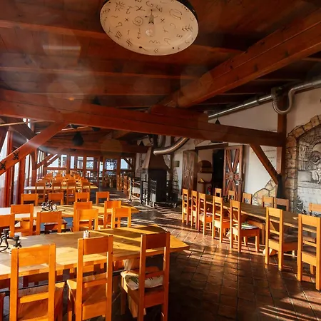 Wellness Hotel & Minipivovar Knezinek Ceske Budejovice