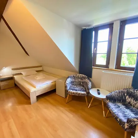 Wellness & Minipivovar Knezinek 3*