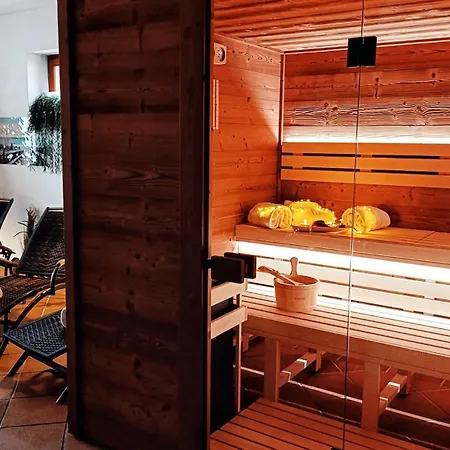 Wellness Hotel & Minipivovar Knezinek 3*