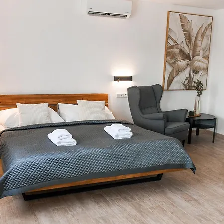 Wellness Hotel & Minipivovar Knezinek 3* Ceske Budejovice