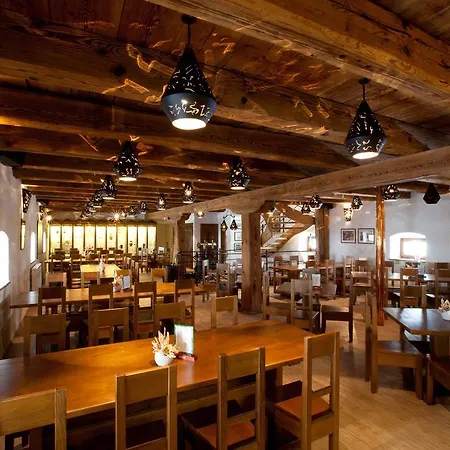 Resort Wellness Hotel & Minipivovar Knezinek