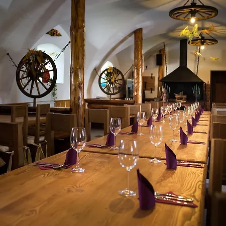 Resort Wellness & Minipivovar Knezinek