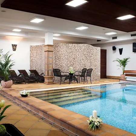 אתר נופש Wellness & Minipivovar Knezinek צ'סקה בודיוביצה